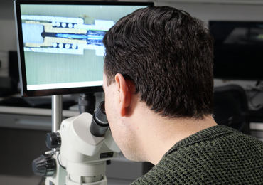 Understanding Stereo Zoom Microscopes | Aven Tools