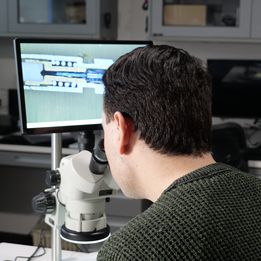 Understanding Stereo Zoom Microscopes | Aven Tools